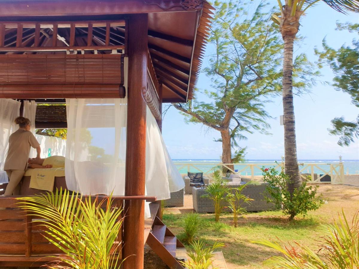Le Nautile Beachfront Saint-Gilles Les Bains Exterior photo